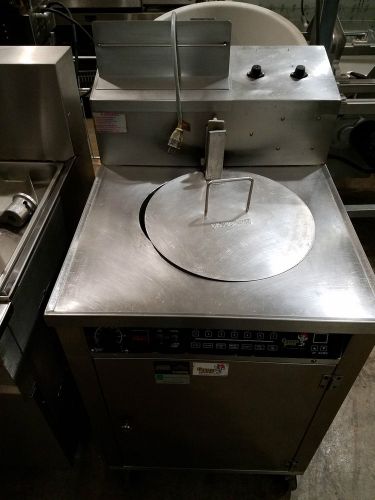 GILES PRESSURE FRYER MGF 40-G