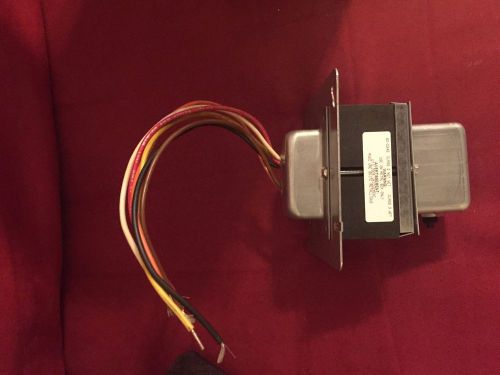 Johnson controls y64t22-0 class 2 transformer new overstock y64t220 for sale