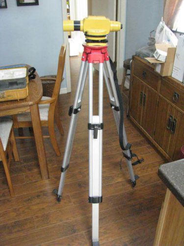 NICE PORTER CABLE ROBOTOOLZ SURVEYORS TRIPOD