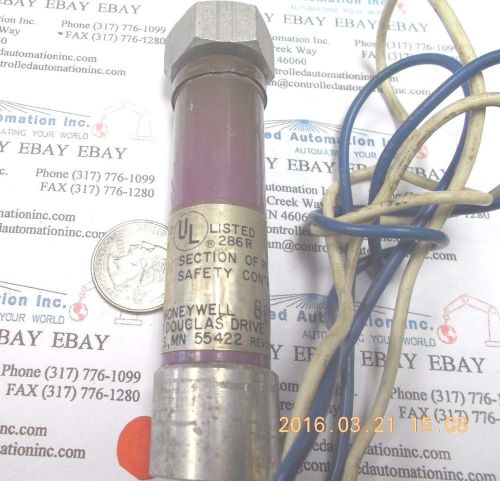 Honeywell C7027A 1049 Sensor