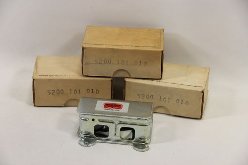 LOT OF 3 Warner Electric 5200 101 010 Conduit Box