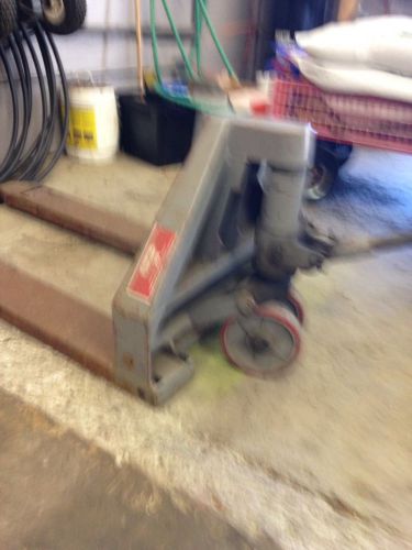 pallet jack