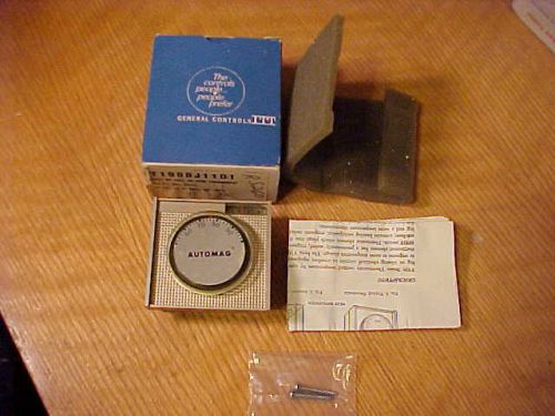 NOS GENERAL CONTROLS ITT THERMOSTAT HEAT COOL T199BJ1101 AUTOMAG