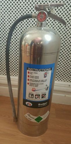 Fire Extinguisher 2.5 Gal. capacity Water , WP-61 2002 Badger w / wall hook