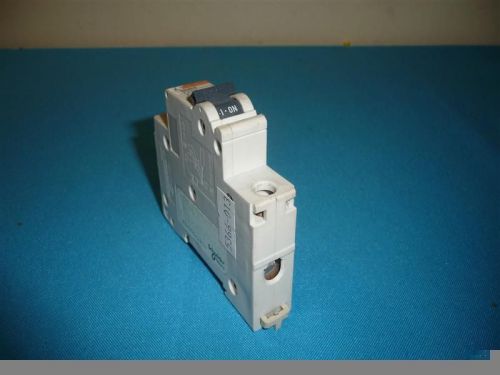 Lot 2pcs Merlin Gerin C65H C1 Circuit Breaker 1P