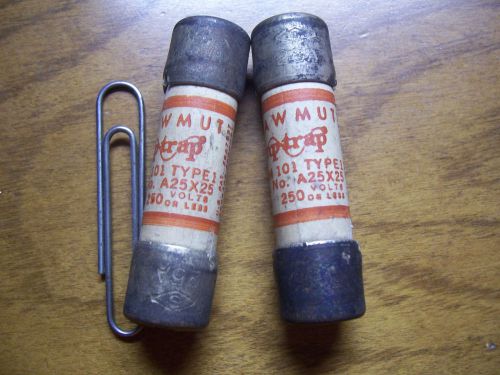 LOT of 2  NEW GOULD SHAWMUT A25X25-1 FUSES