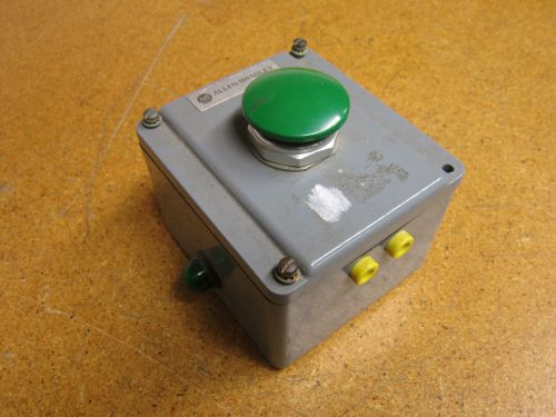 Allen Bradley 800T-1TZ Ser T Push Button Enclosure With 800T-D Ser T Pushbutton