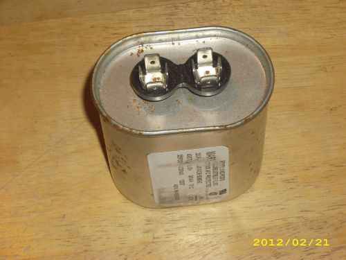 12037 Mars Motor Run Capacitor 20 MFD Oval 440 VAC 50/60 Hz POCF20