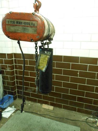 Columbus Mckinnion CM Electric 1 Ton L1 Chain Hoist 18Ft Chain 230-460V 3Ph