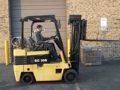 FORKLIFT (17441) DAEWOO GC30, 6000LBS CAPACITY, TRIPLE MAST, SIDE SHIFTER