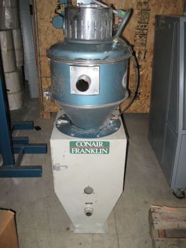 UNA-DYN M101 VACUUM LOADER 110VAC UNIVERSAL DYNAMICS VACUUM LOADER CONAIR HOPPER