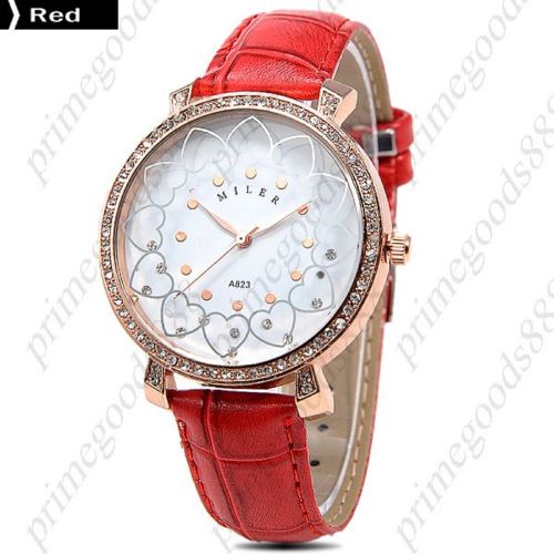 Hearts Rhinestones PU Leather Quartz Heart Lady Ladies Wristwatch Women&#039;s Red