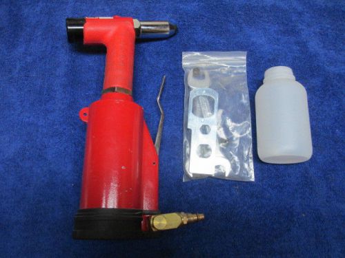 DAYTON PNEUMATIC 3/16&#034; AIR RIVETER  MODEL 4CA31