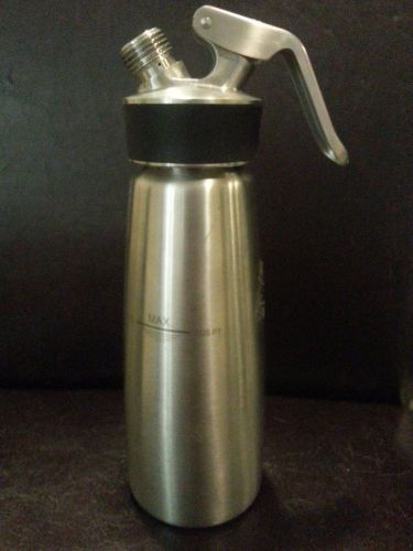 Restaurant quality steel whip cream dispenser ISI