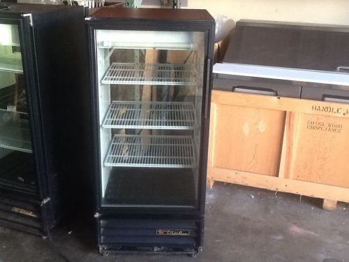 TRUE GDM-10PT REFRIGERATOR, USED, BLACK,GLASS DOOR PASS THRU, WORKS EXCELLENT!!!