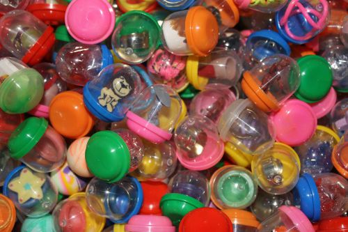 50 1&#034; Toy FILLED Vending Capsules Bulk Premium Mix