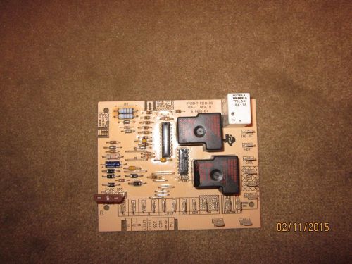 GOODMAN JANITROL B18099-04 CONTROL BOARD