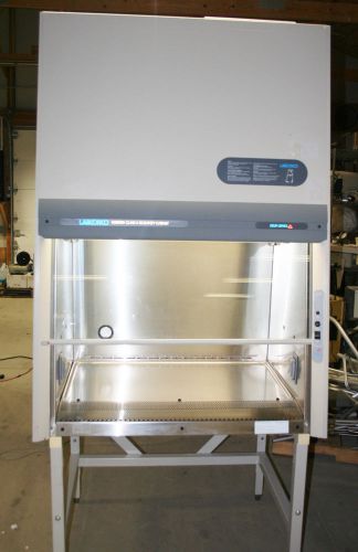 LABCONCO DELTA BIOLOGICAL SAFETY CABINET LAMINAR FLOW FUME HOOD