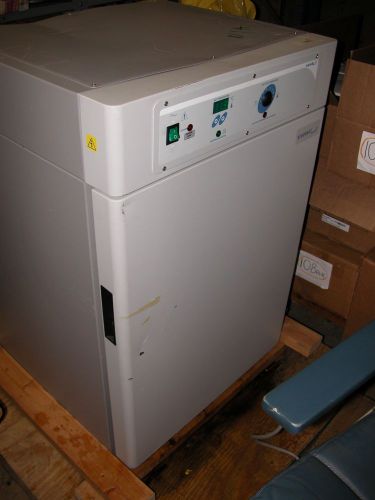 VWR Scientific 3015 Incubator