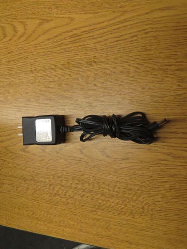 genuine DEER COMPUTER AC ADAPTER AD1605CF 4.0-5.5V  2.6-2.3A  13W