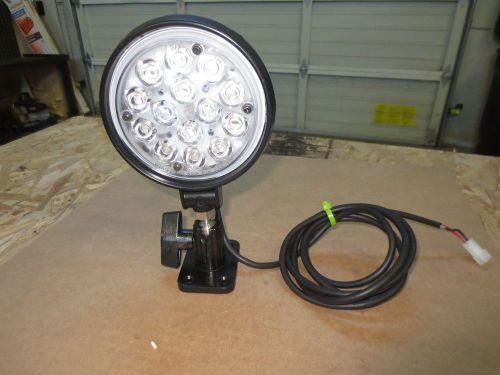 WHELEN MODEL PSBP12 LED SPOTLIGHT PEDESTAL MOUNT WITH SWITCH &amp; HANDLE