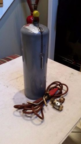 ACETYLENE WELDING SET TORCH AND TANK-
							
							show original title