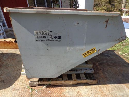 Mccullough wright self dumping fork lift hopper forklift dumper 2-cubic yard -
							
							show original title for sale