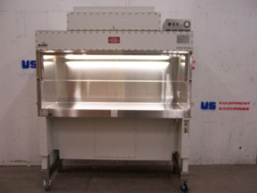 9103 NUAIRE NU-602-SPEC 6 FT BIOLOGICAL SAFETY CABINET FUME HOOD CLASS II A/B3