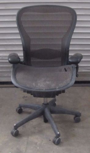 ^^ HERMAN MILLER AERON SIZE C BLACK CHAIR  - PARTS/REPAIR (HM1)