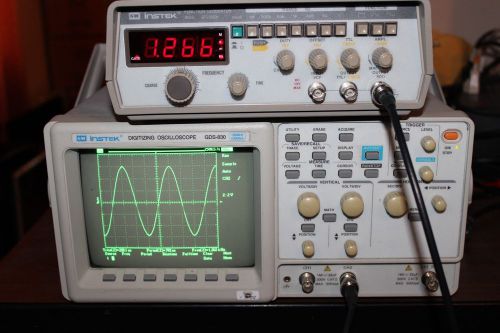 GW INSTEK DIGITIZING OSCILLSCOPE 100MHz GDS 830 AND FUNCTION GENERATOR