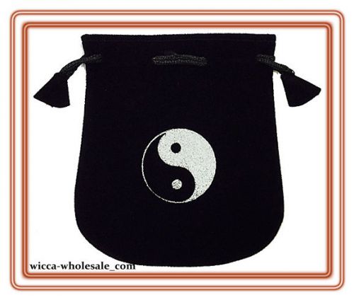 Black Velvet Bag / Pouch 5&#034; x 5&#034;: YING YANG (Wicca Talisman Drawstring) Tarot