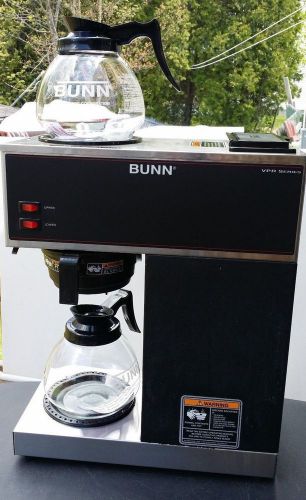 Bunn 33200.0002 black vpr dual burner with 2 new easypour decanteurs for sale