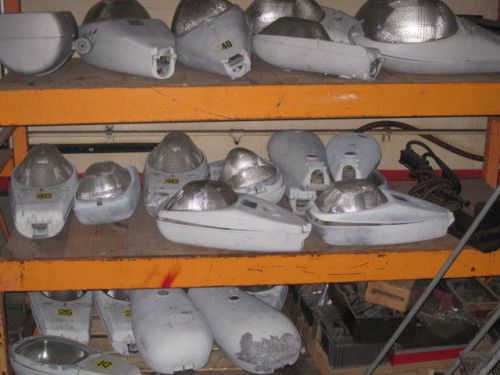 Huge lot of used surplus outdoor street, parking and floodlights over 300 lights for sale