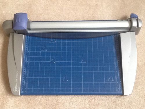 Gbc accucut a520pro, high performance, paper cutter, 18&#034; rotary trimmer for sale