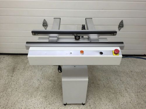 Universal Instruments 32&#034; Edge Belt PCB Conveyor Model# 5362i