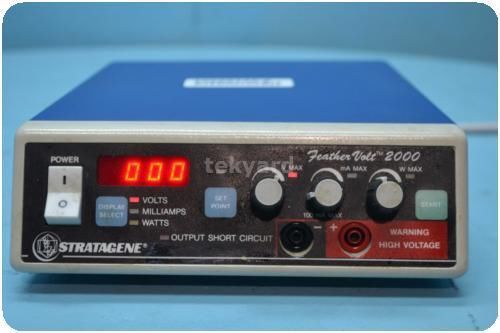 STRATAGENE FEATHERVOLT 2000 ELECTROPHORESIS POWER SUPPLY @ (99145)