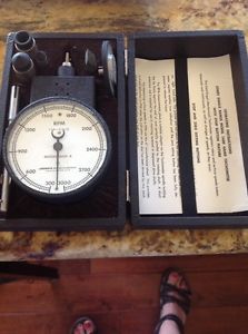 Vintage Jones Motorola Model 1600-4 Tachometer W/box Excellent Stop Button