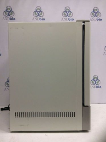 New! yamato ic402 incubator 5c - 80c +/-0.5c 97 liter capacity for sale