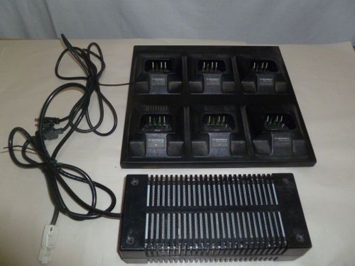 Motorola HTN9164B P1225 GP300 6 Bank Two Way Radio Battery Charger w Power a