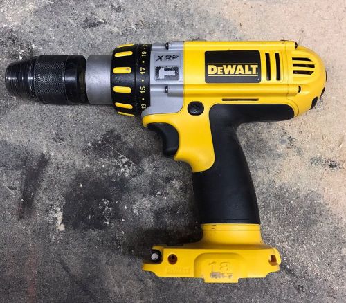 Dewalt Heavy-Duty 18v XRP Hammer 1/2&#034; Drill Driver DC925