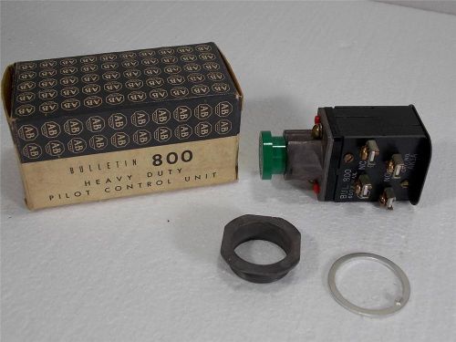 NEW OLD STOCK ALLEN BRADLEY 800-AK1A GREEN PUSHBUTTON 800AK1A