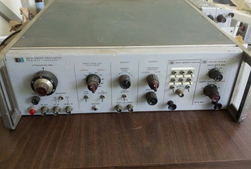 Sweep oscillator with extra plug ins HP 3211A  30-70 20-45 MHz 3215a 3216a 3221a