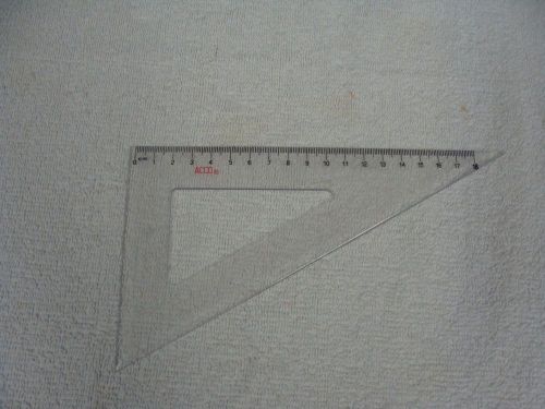 T-45 18 cm Triangular.