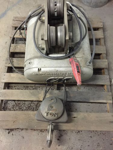 Comet meteor 2 ton cable hoist p/n 5826 for sale