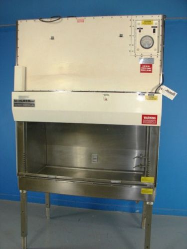 Baker SterilGard VBM-400 4&#039; Lab Hood w/stand TESTED w/ Warranty!