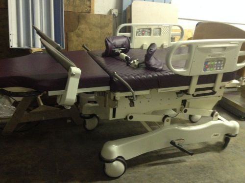 Stryker 4700 ADEL Birthing Bed. DOM 2003