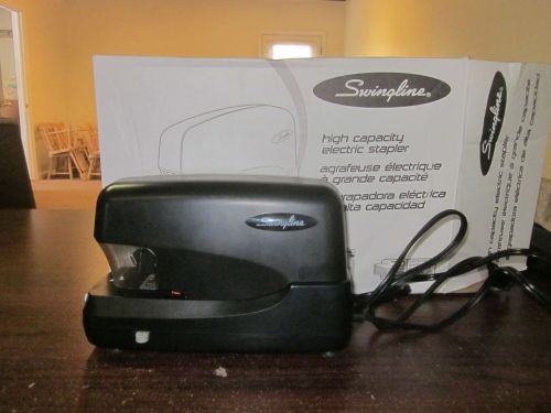 Swingline 69270 Electric Stapler Flat Clinch 70-sheet Black