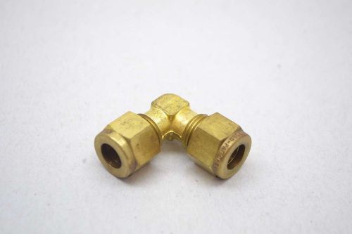 NEW SWAGELOK BRASS 90 DEG ELBOW 3/8-3/8IN TUBE FITTING D430104