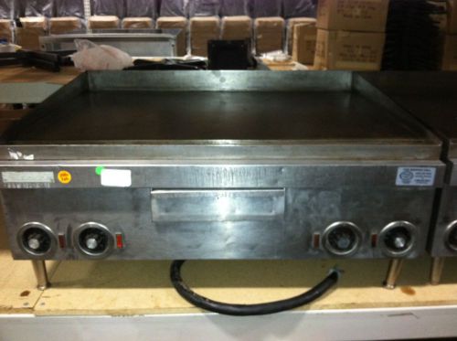 Used Toastmaster 36&#034; Electric Griddle, 208V, 3 Phase.