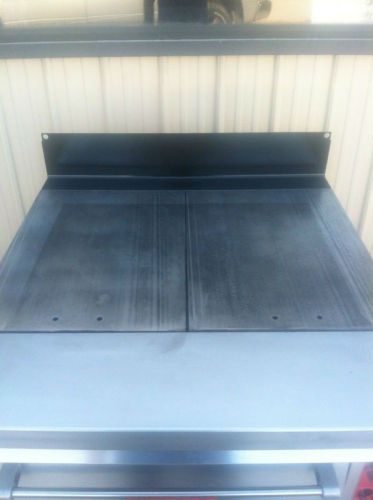 VULCAN HEAVY DUTY 36&#034; HOT PLATE RANGE W/ STANDARD CONVENTIONAL OVEN